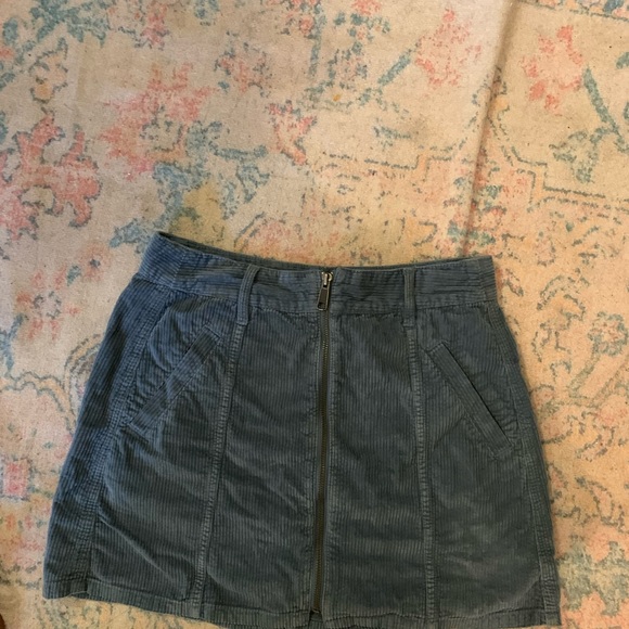 American Eagle corduroy skirt sz 4 - Picture 3 of 5